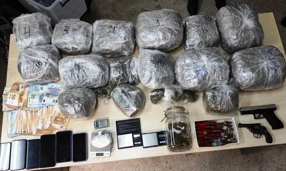 Κρήτη: Εξάρθρωση σπείρας που διακινούσε όπλα και ναρκωτικά